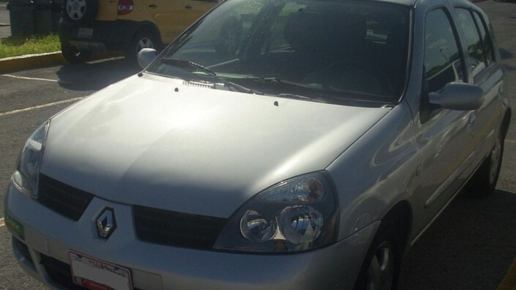 clio carro até 15 mil reais