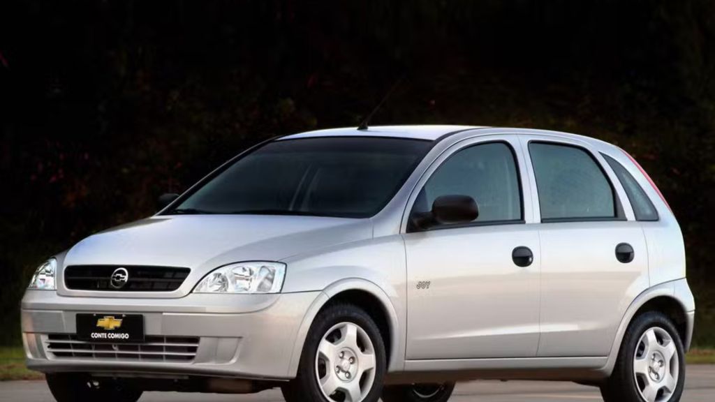 carro até 15 mil reais corsa
