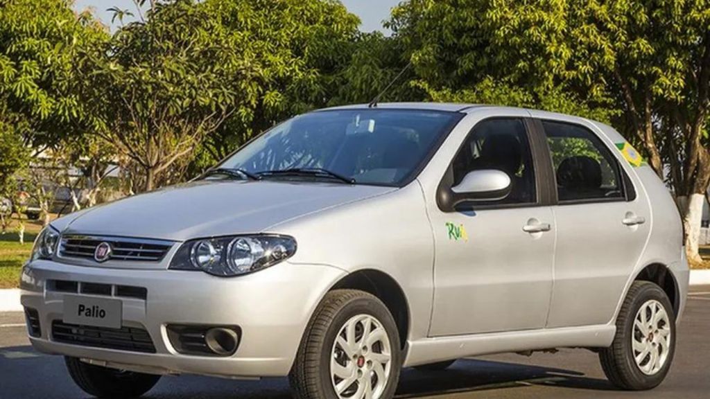 carro até 15 mil reais palio