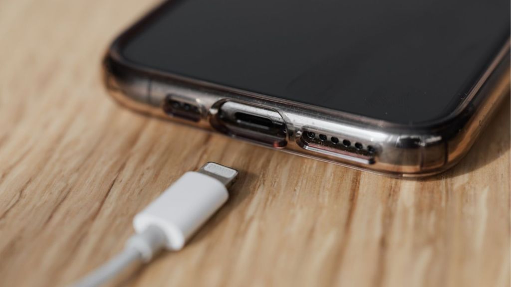 como saber se o iphone está com virus