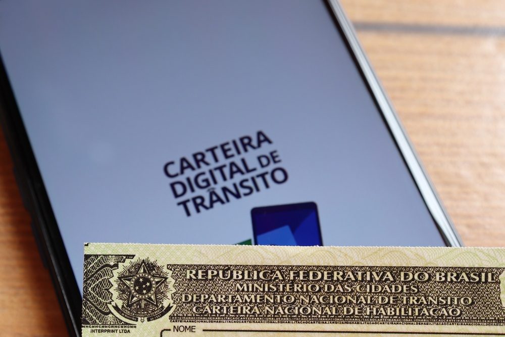 CNH física e digital, quando custa renovar cnh