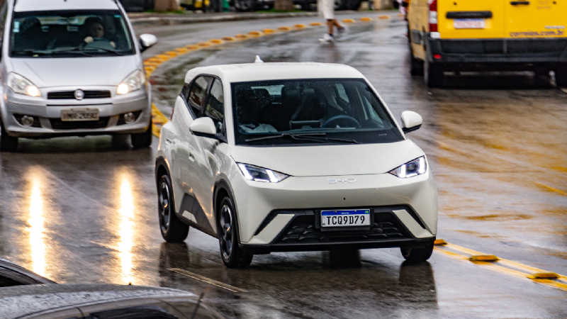 BYD mais barato, Dolphin Mini em circuito urbano